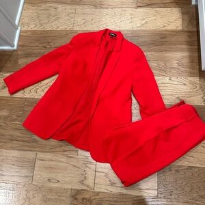 Express Red Suit